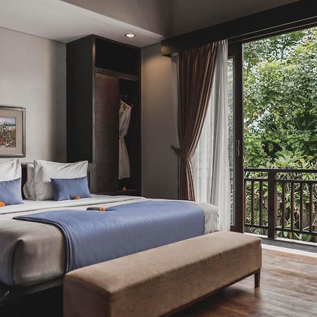 Canggu Circle Villa By Ini Vie Hospitality Ngoại thất bức ảnh