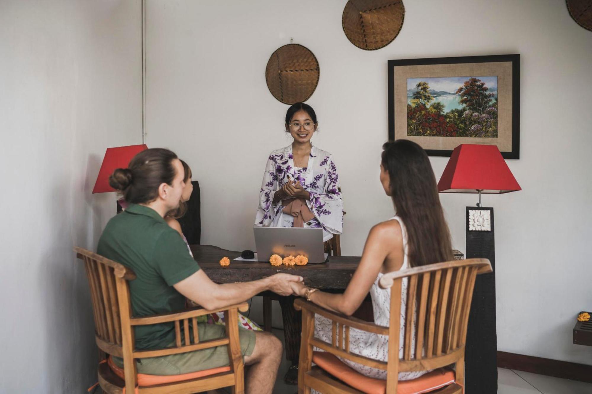 Canggu Circle Villa By Ini Vie Hospitality Ngoại thất bức ảnh