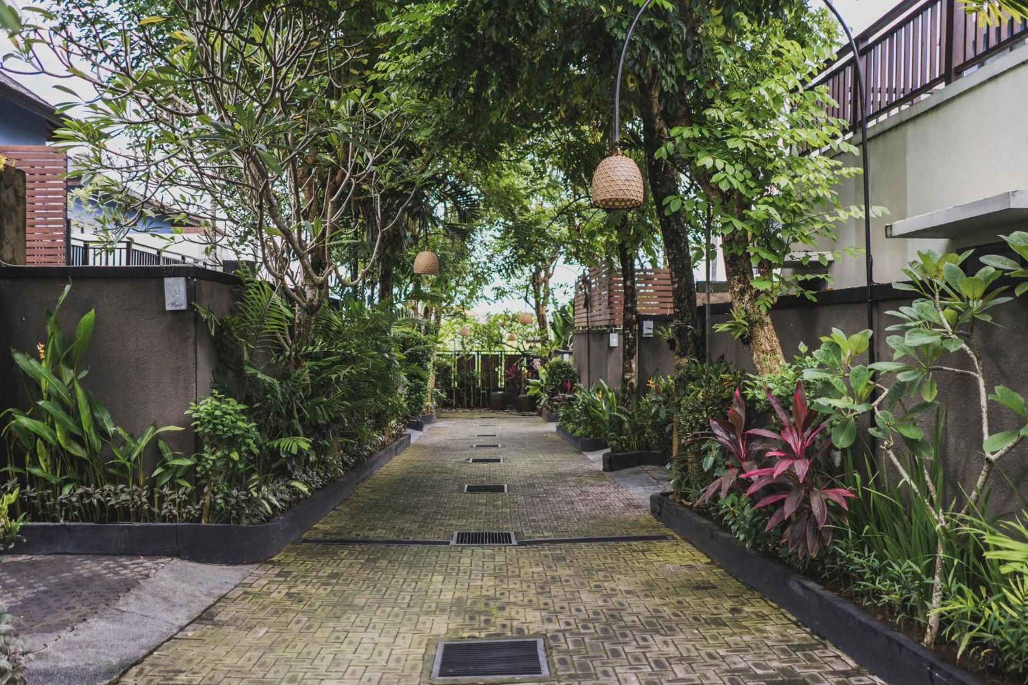 Canggu Circle Villa By Ini Vie Hospitality Ngoại thất bức ảnh